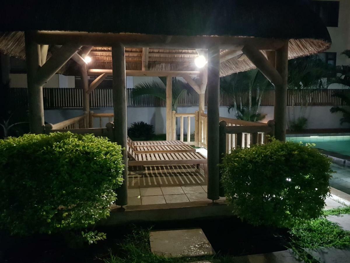 Flic En Flac Sea View Luxury 3 Bedroom Apartment Zewnętrze zdjęcie